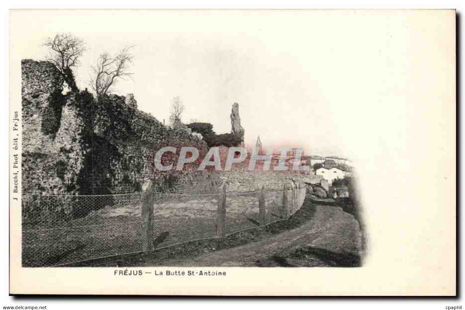 Frejus - La Butte st Antoine - CPA