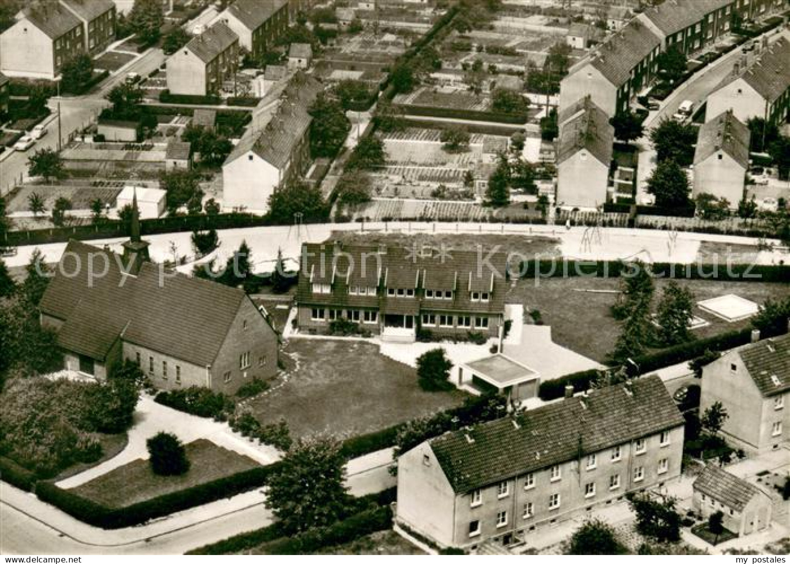 Frelenberg Fliegeraufnahme mit Kaufhaus Scharf