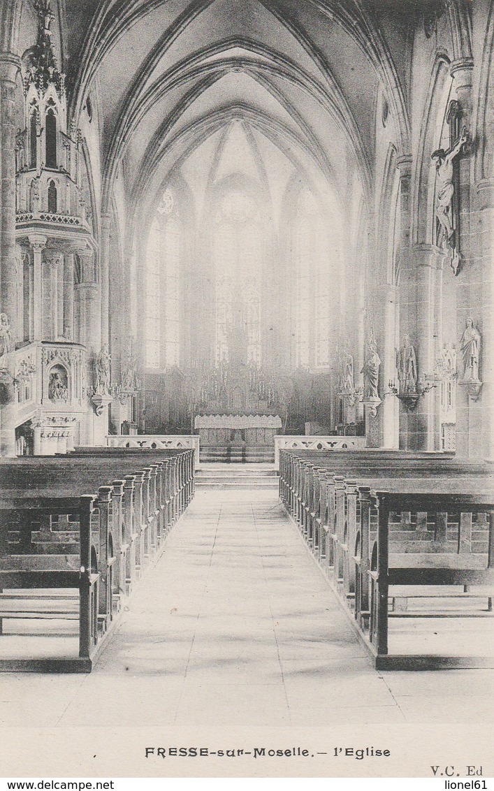 FRESSE SUR MOSELLE : (88) L'église