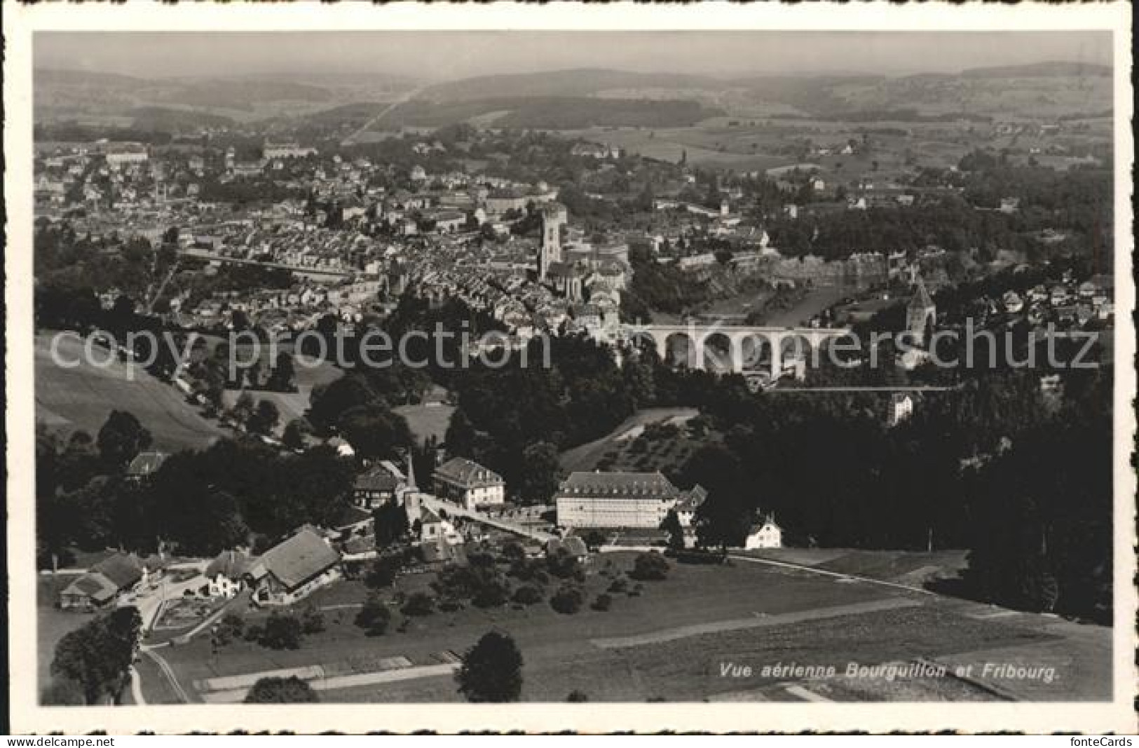 Fribourg FR Vue aerienne Bourguillon et Fribourg