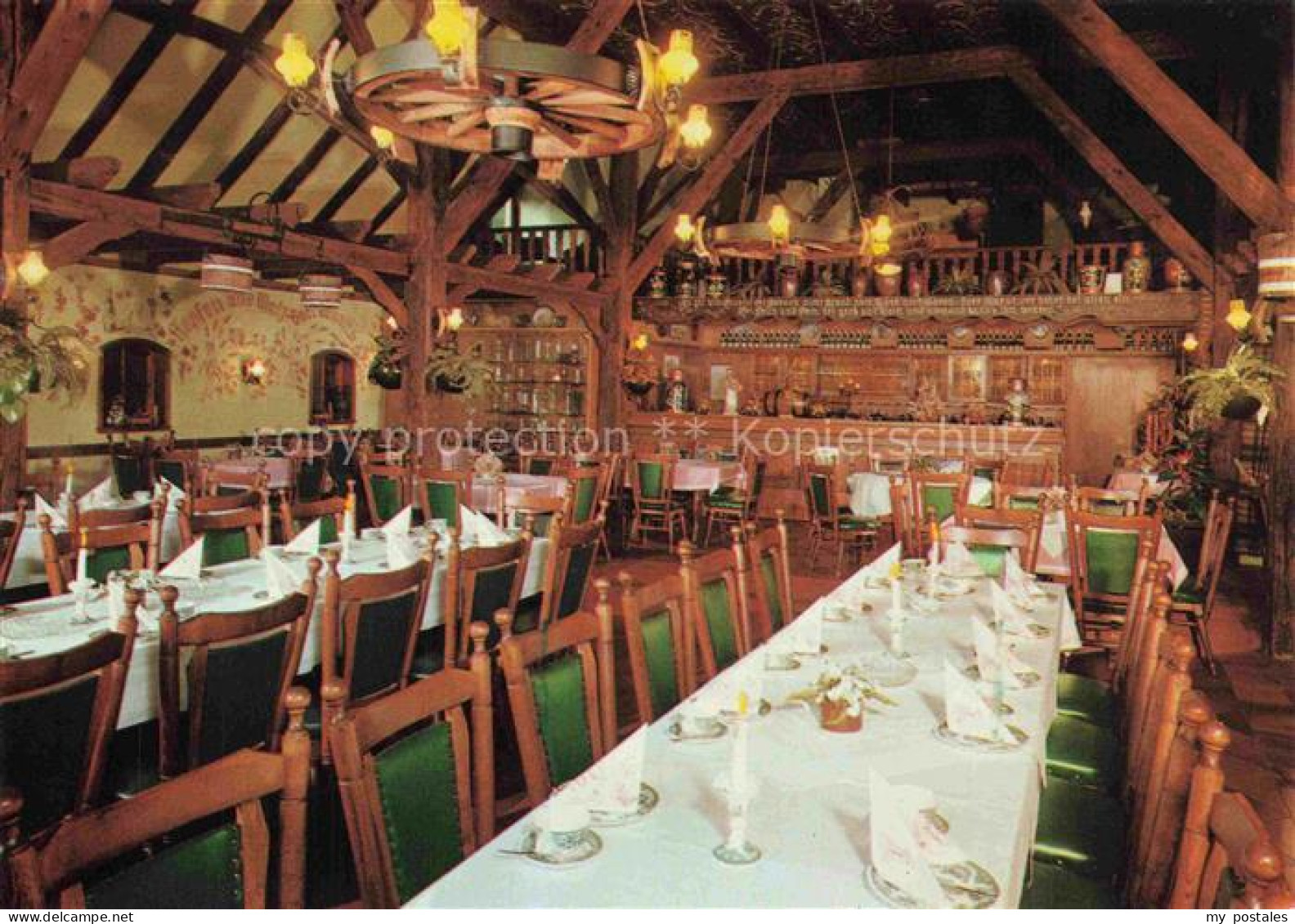 Friedeburg Ostfriesland Forsthaus-Bohnens Restaurant Gastraum Holzbalken Kronleu
