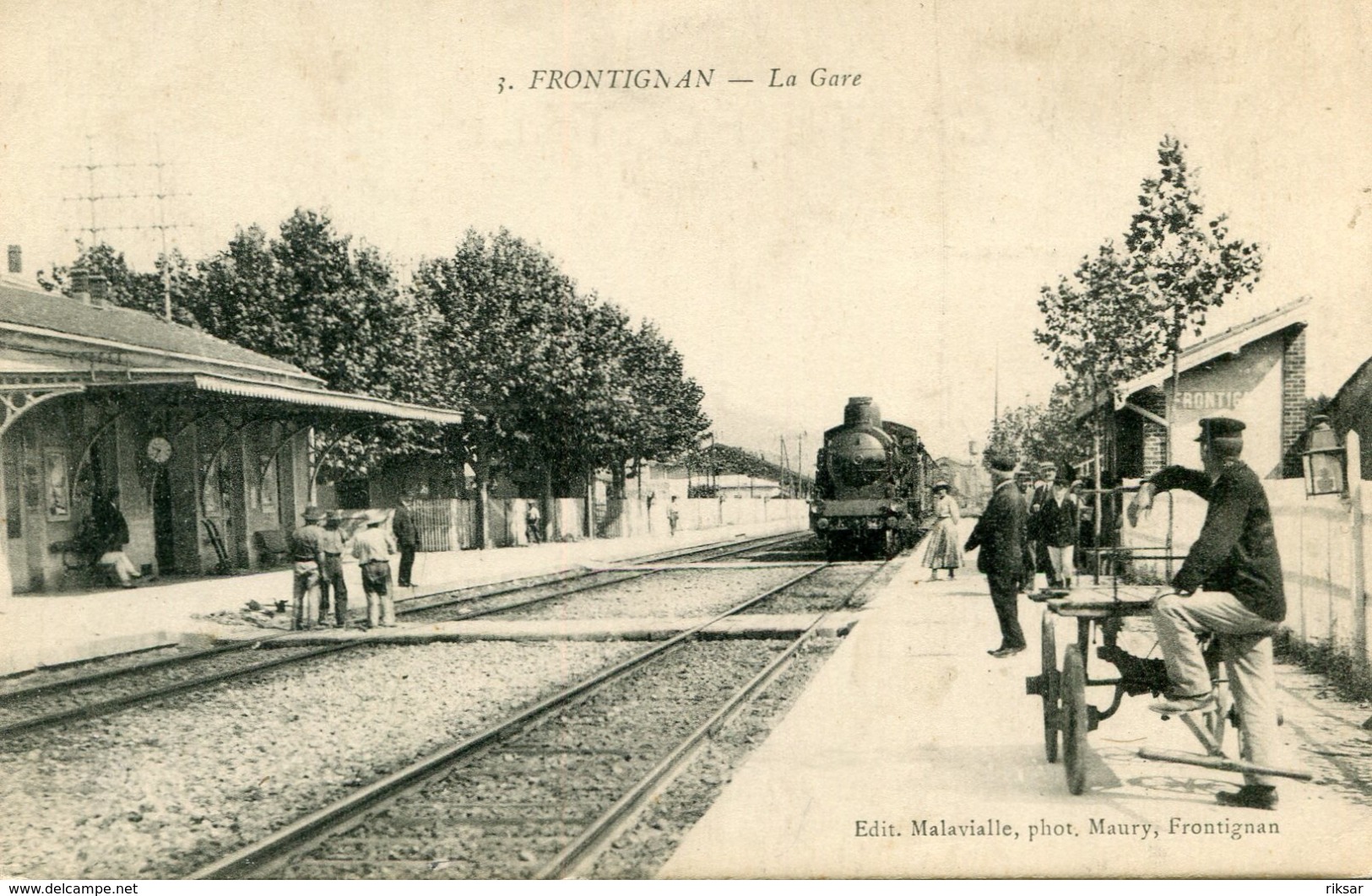 FRONTIGNAN(GARE) TRAIN