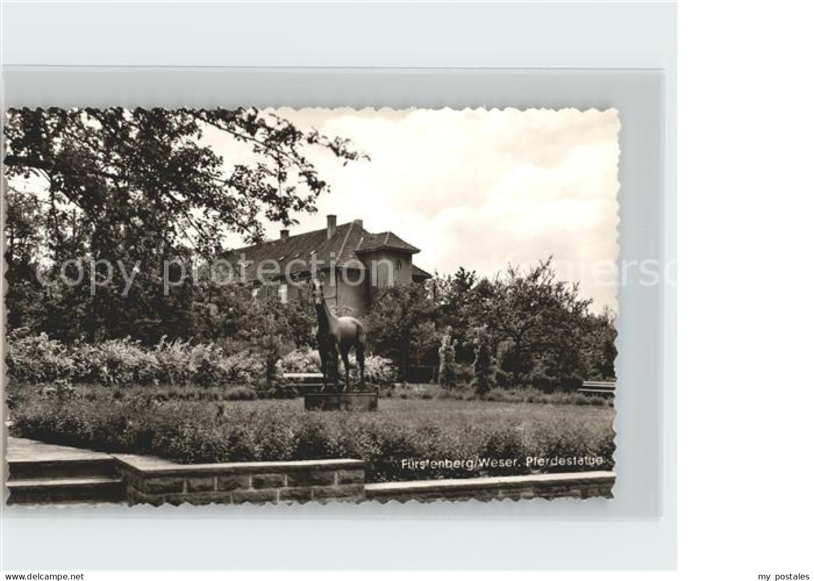 Fuerstenberg Weser Pferdestatue