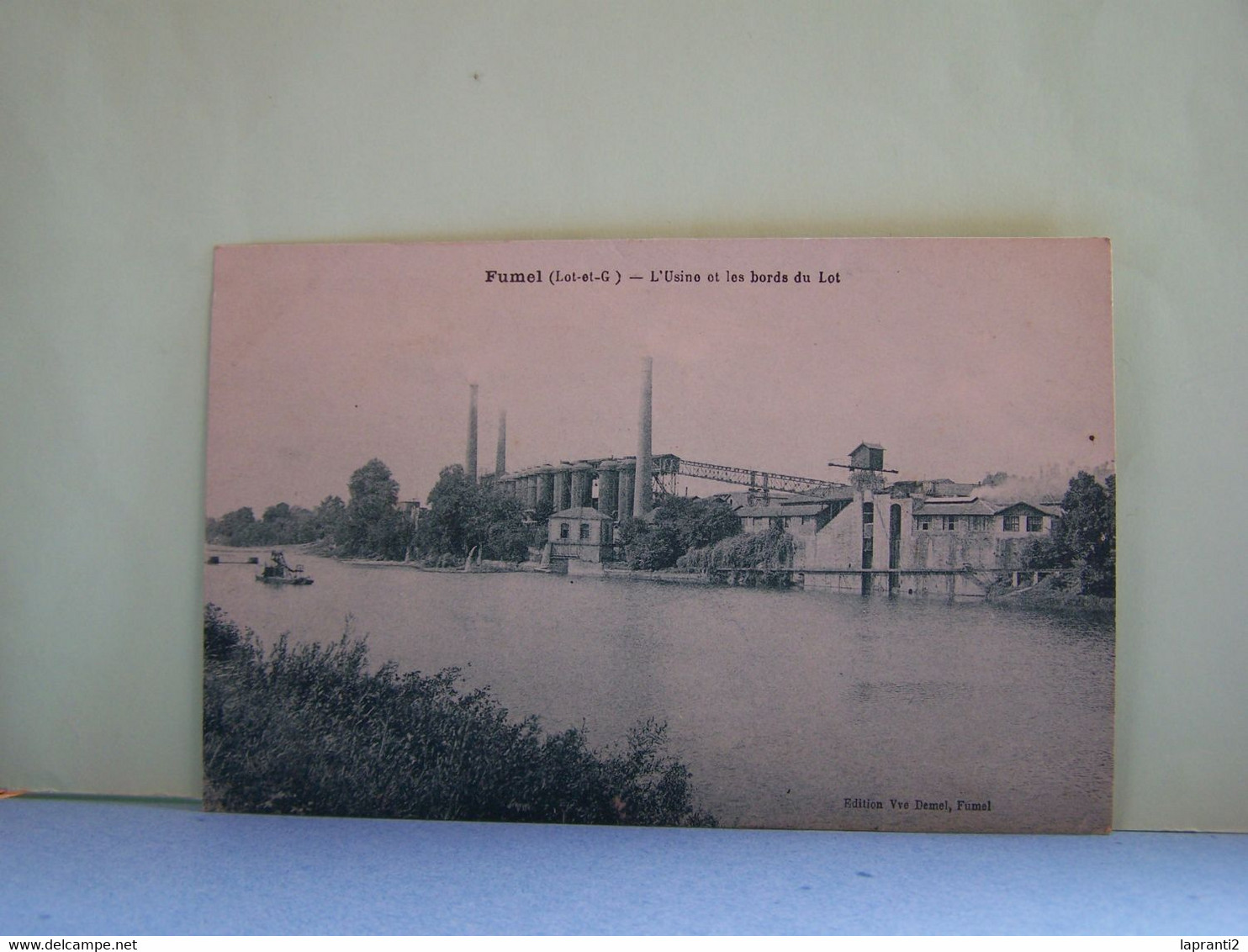 FUMEL (LOT ET GARONNE) LES METIERS. LES DRAGUES. L'USINE ET LES BORDS DU LOT.