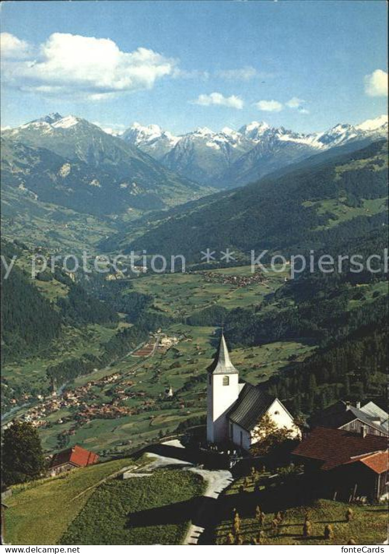 Furna Kirche mit Jenaz Fideris und Silvrettagruppe