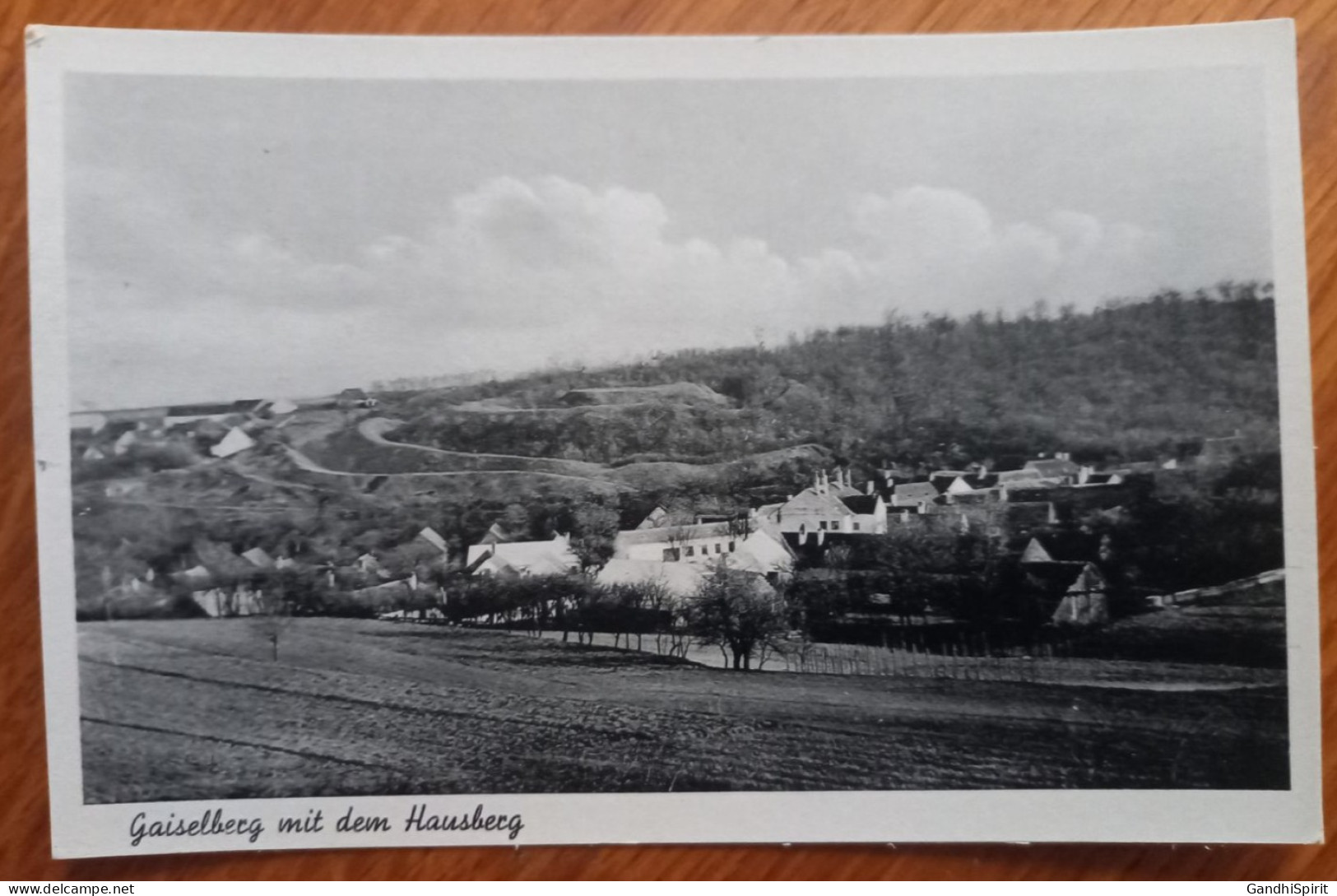 Gaiselberg mit dem Hausberg