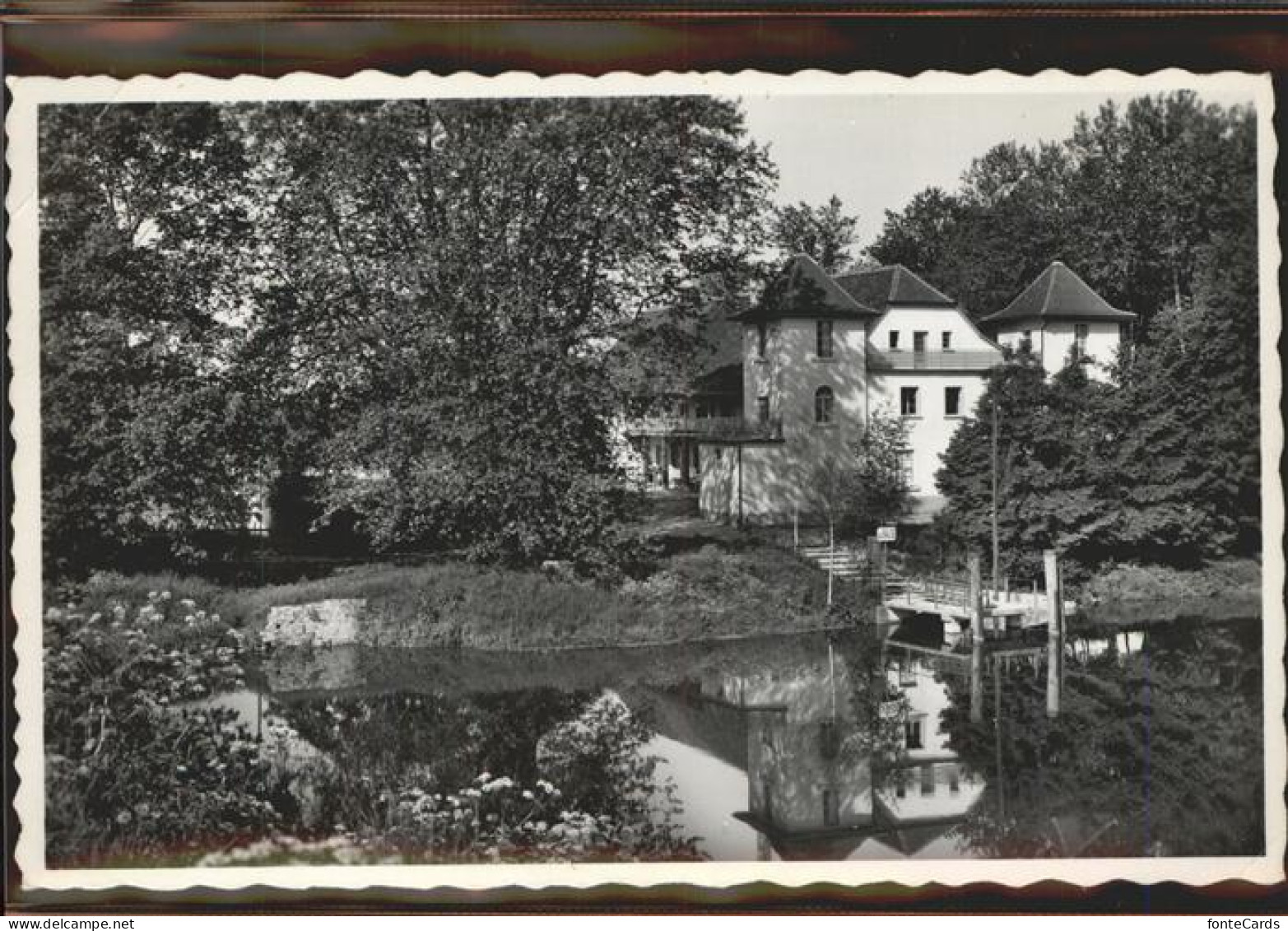 Gampelen Hotel Restaurant La Sauge