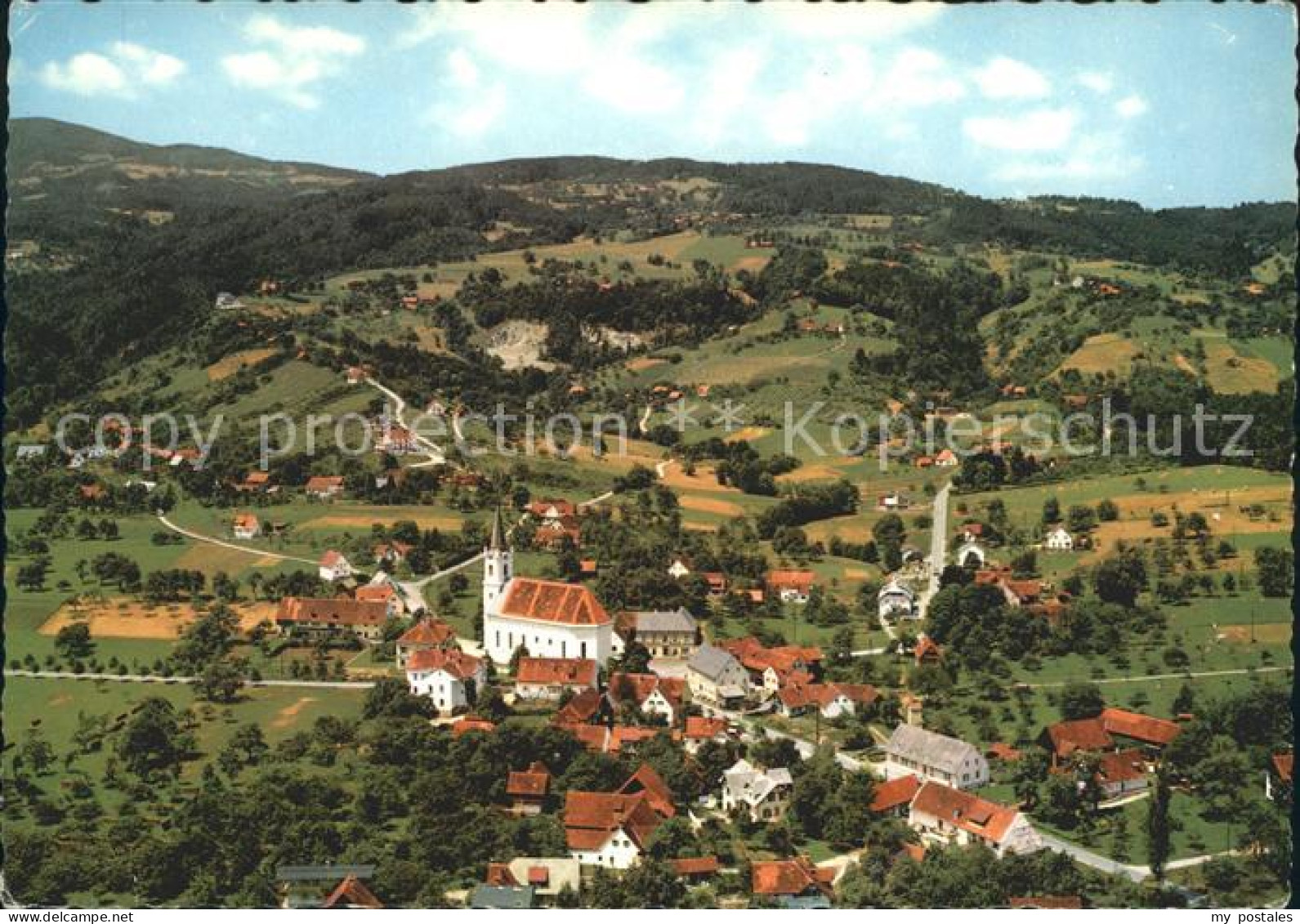 Gams Bad Blick gegen Rosenkogel und Koralpe Fliegeraufnahme