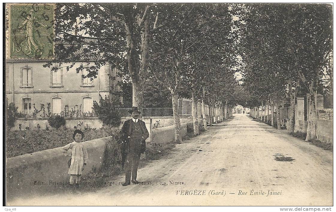 Gard-Vergèze- Rue Emile-Jamai.