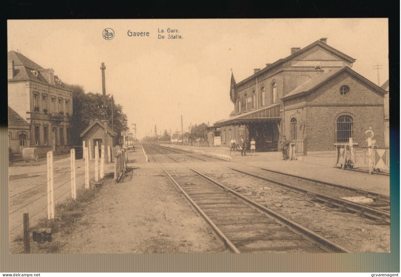 GAVERE     LA GARE. DE STATIE