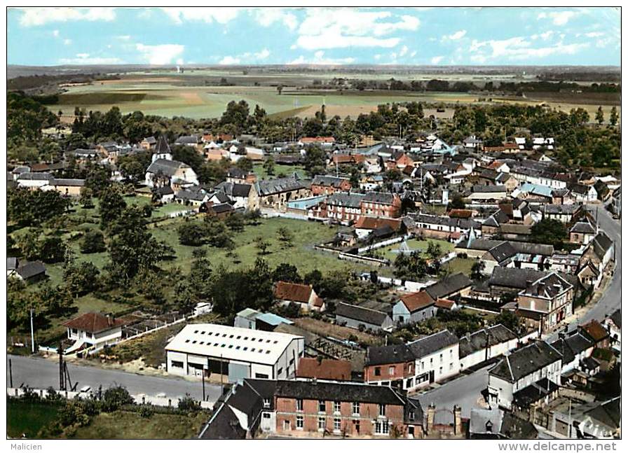 gd format div. - ref R269 - somme - hornoy le bourg - vue aerienne - carte bon etat -