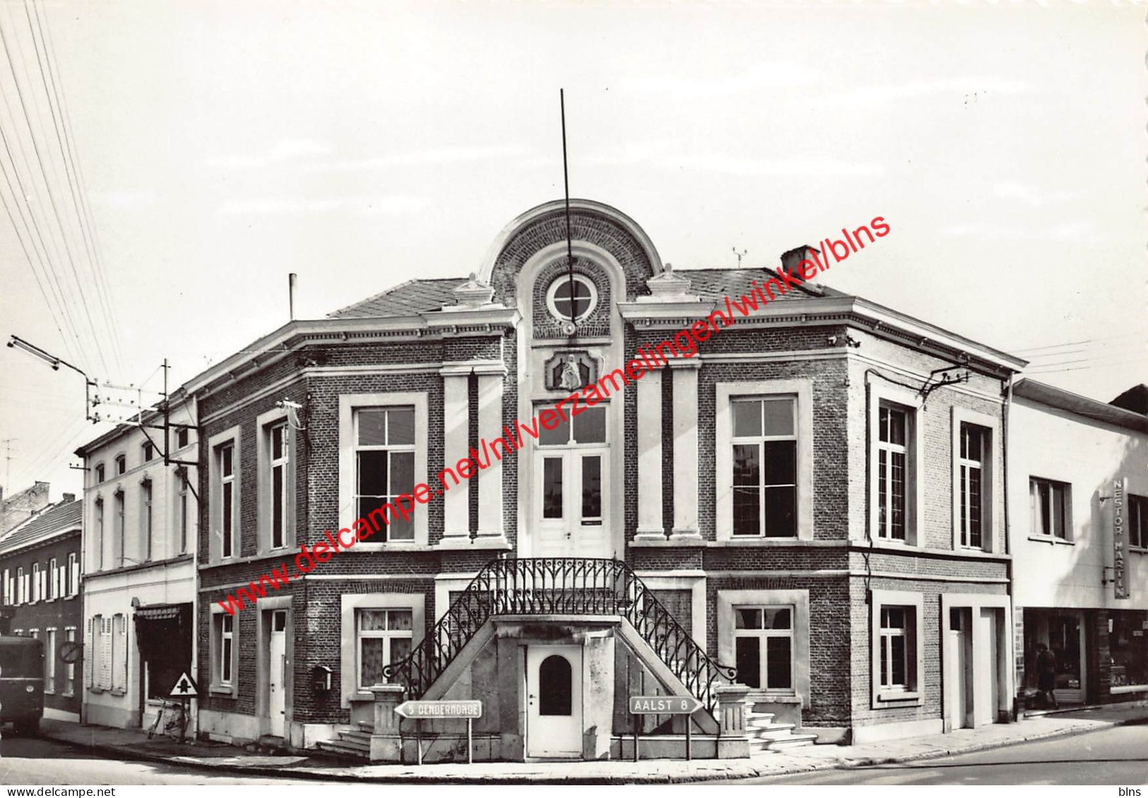 Gemeentehuis - Oudegem Dendermonde