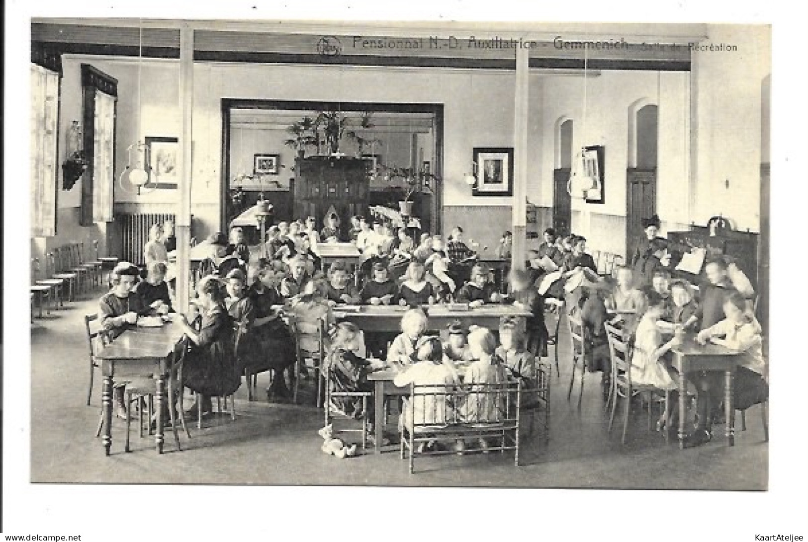 Gemmenich - Pensionnat N.D. Auxiliatrice - Salle de récréation.