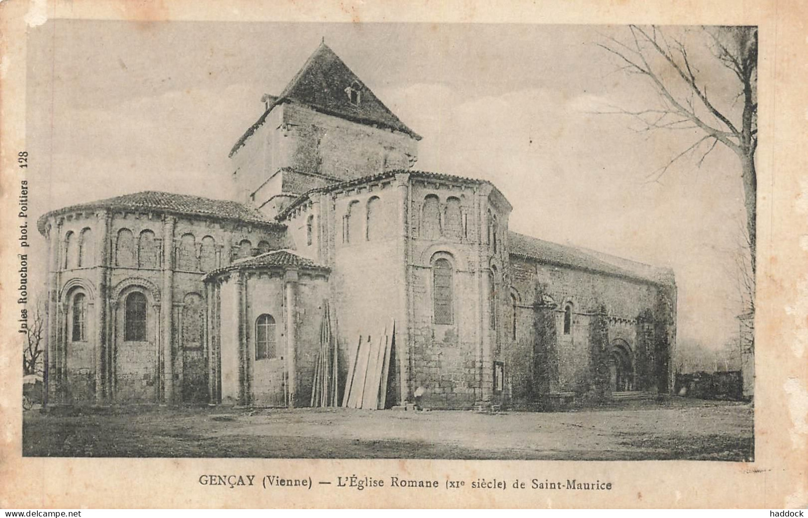 GENCAY : L'EGLISE SAINT MAURICE