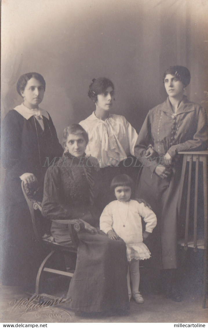 GENOVA - Donne di Famiglia - Foto Cartolina Gianni