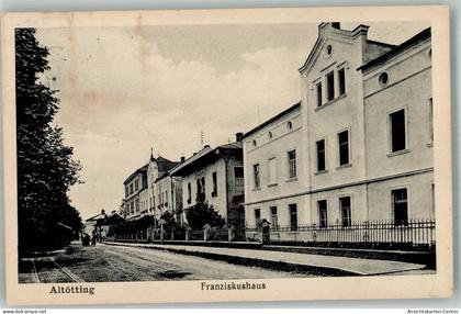 38136447 - Altoetting