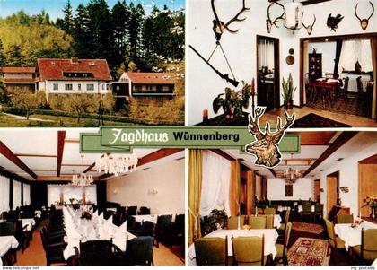 Wuennenberg Hotel Pension Jagdhaus Gastraum Jagdtrophaeen