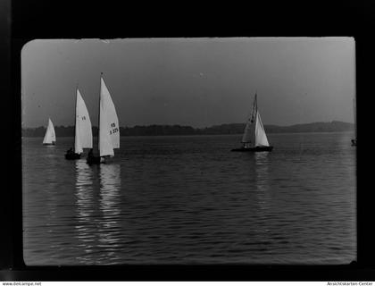 30020977 - Waging a. See