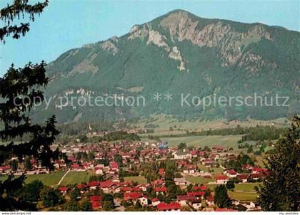 Unterwoessen Panorama Luftkurort mit Hochplatte Chiemgauer Alpen