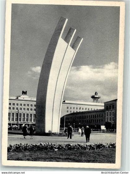 38037371 - Tempelhof