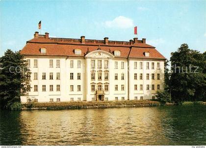 BERLIN  CITY Schloss Koepenick Wasserseite