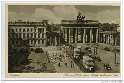 Cartolina - BERLINO - PARISER PLATZ - ANIMATA - GERMANIA - GERMANY