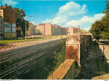 CPM The wall at Bernau street Mur