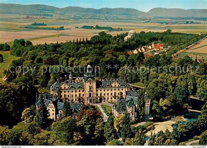 Bueckeburg Schloss Bueckeburg mit Mausoleum und Wesergebirge Fliegeraufnahme