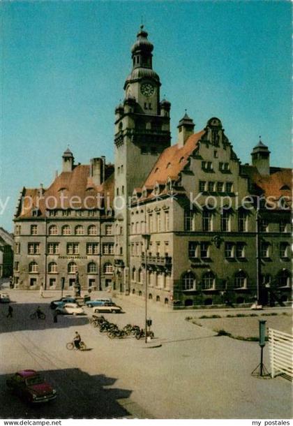 Doebeln Roter Platz mit Rathaus