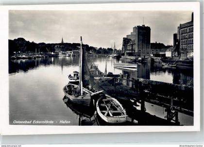 51782903 - Eckernfoerde