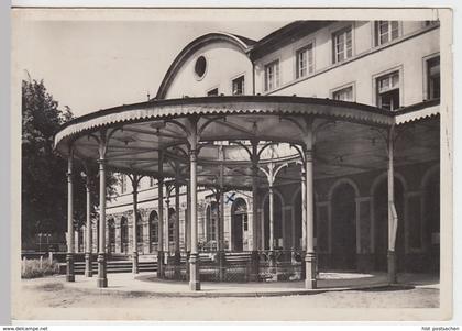 (24379) Foto AK Bad Niederbronn, Niederbronn-les-Bains, Römerquelle