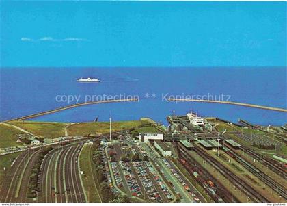 Puttgarden Fehmarn Schleswig-Holstein Faehrhafen Fehmarn Faehre Ostsee Gleisanla