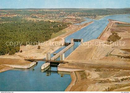 Geesthacht Elbe Schleuse mit Stichkanal im Grossprojekt Elbstaudamm Geesthacht