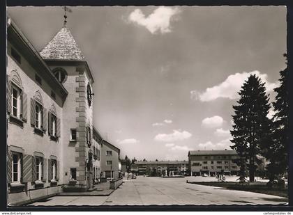 AK Geretsried-Gartenberg, Ortspartie am Rathaus