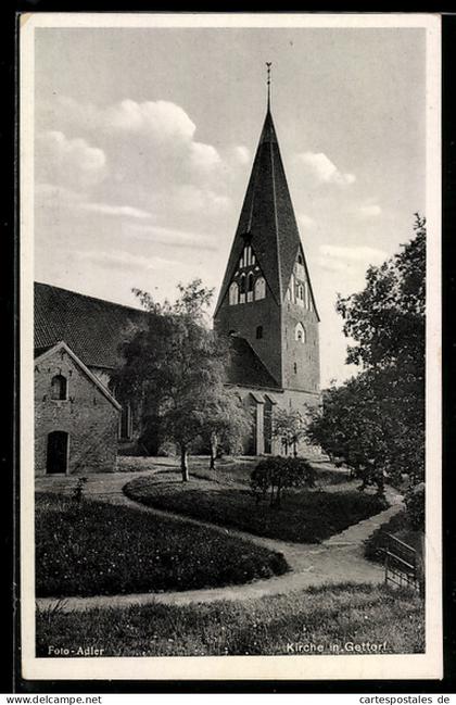 AK Gettorf, Blick auf die Kirche mit Anlagen im Vordergrund