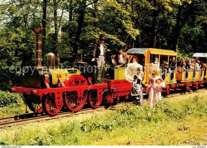 Goerlitz Sachsen Goerlitzer Oldtimer Pioniereisenbahn Personen historische Kostu