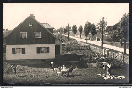 Foto-AK Gröbenzell, Blick auf ein Wohnhaus mit Garten im Jahr 1925