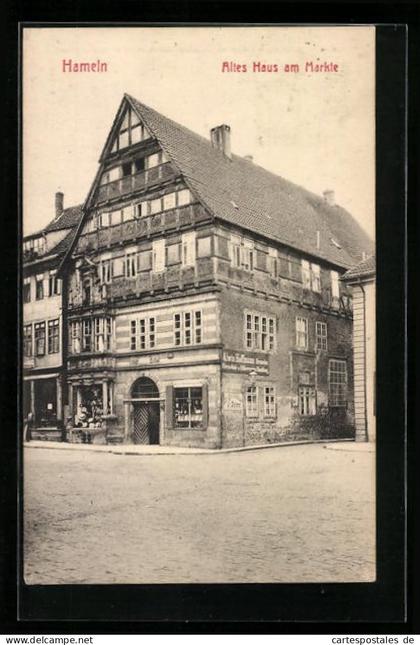 AK Hameln, Altes Haus am Markte mit Handlung von Alwin Hoffmann