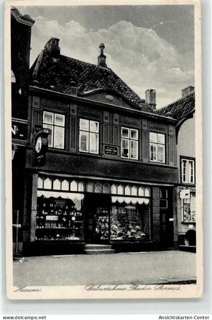 52188757 - Husum , Nordsee