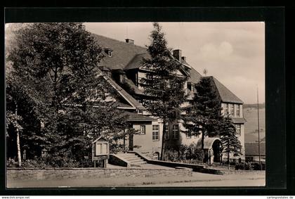 AK Jöhstadt /Erzgeb., Schule im Sonnenschein