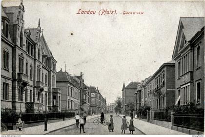 Landau - Glacisstrasse