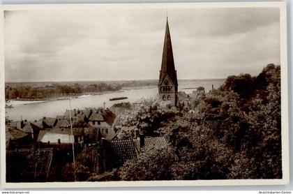 50798316 - Lauenburg , Elbe