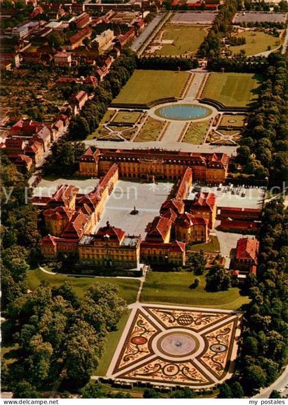 Ludwigsburg  Wuerttemberg Schloss Ludwigsburg mit Gartenschau Bluehendes Barock