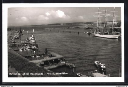 AK Lübeck-Travemünde, Priwall, Mittelfähre, Hafen, Segelschiffe aus der Vogelschau