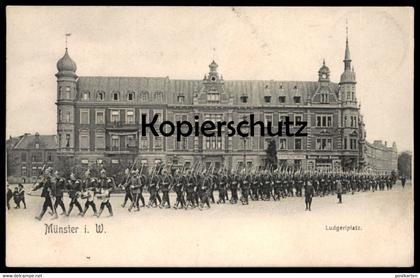 ALTE POSTKARTE MÜNSTER IN WESTFALEN LUDGERIPLATZ PARADE SODATEN soldats Marsch postcard Ansichtskarte cpa AK