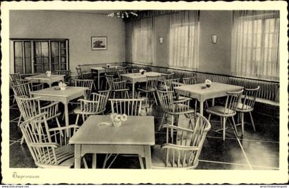 CPA Westerstede in Oldenburg Ammerland, Cagesraum, Tische und Stühle, helles Zimmer, keine Persone