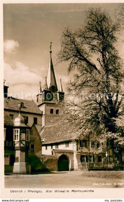 Oestrich-Winkel Alter Winkel mit Martinuskirche