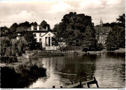 Reinbek, Der Mühlenteich mit Schloss und E-Werk