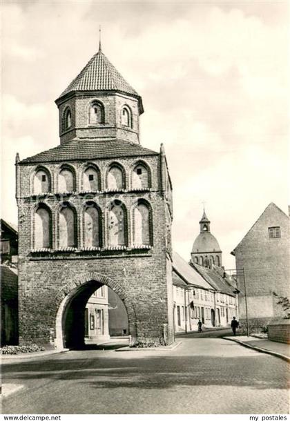 Ribnitz-Damgarten Ostseebad Rostocker Tor und Stadtkirche