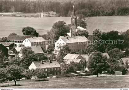 Rosenthal-Bielatal Partie mit Kirche